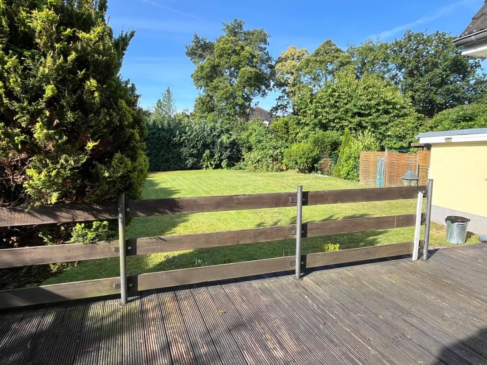 Vakantiehuis Frundsberg 24-ferienhaus, Zentral Im Herzen Berlins, Pkw-stellplatz Und W-lan Kostenlos *